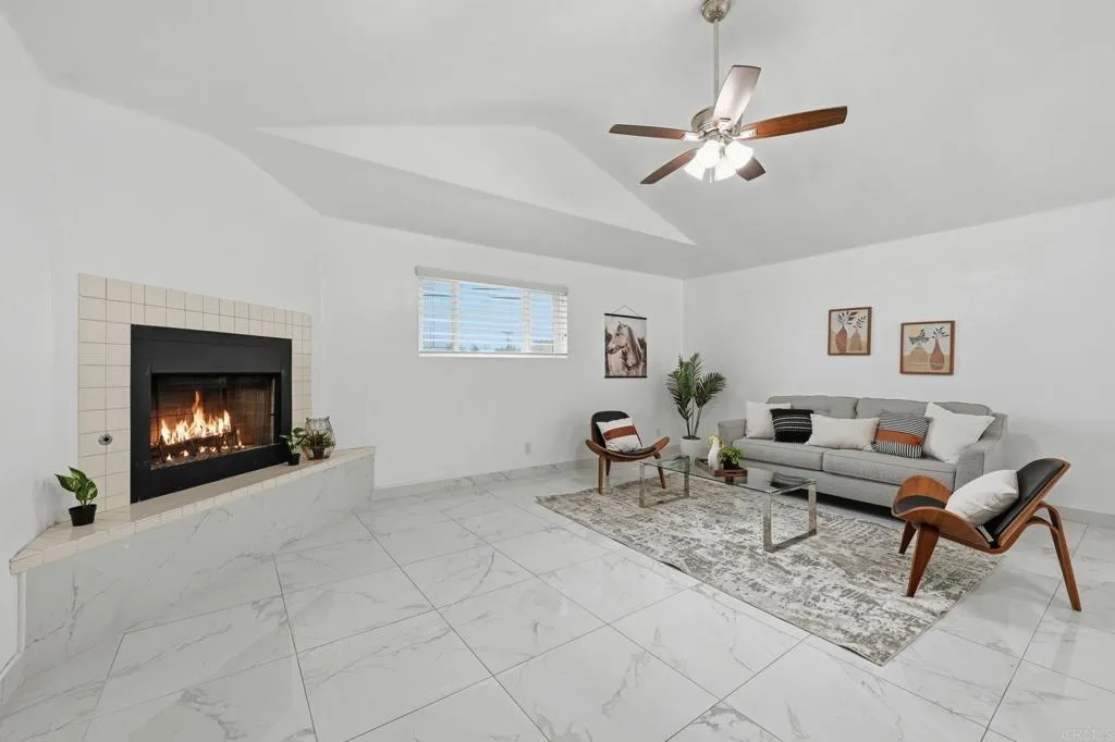 https://cdn.realtyfeed.com/cdn/127/306644262/6722d926ac200f830311d6e9a8d21ce4.webp