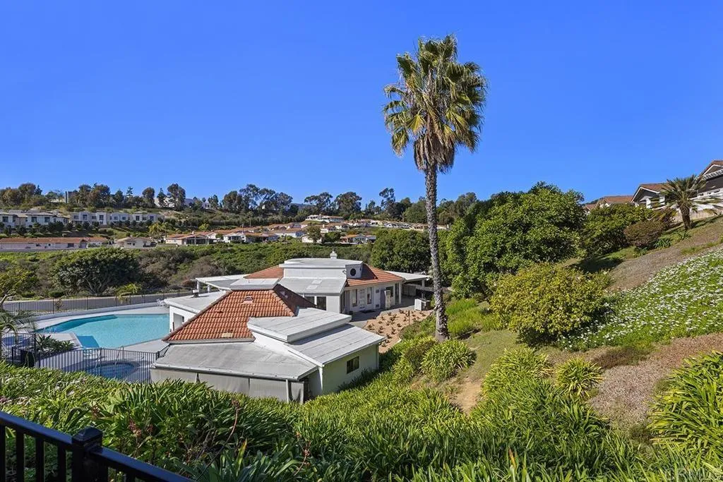 https://cdn.realtyfeed.com/cdn/127/306644274/05f69b6356d8797e98546222b41f8aa0.webp