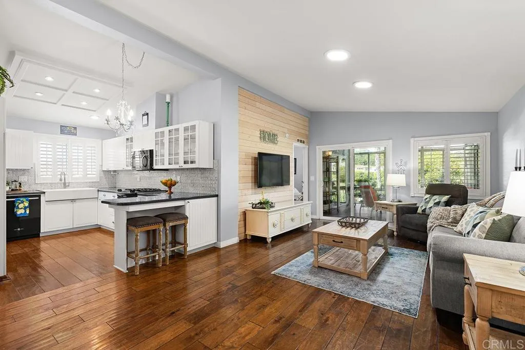 https://cdn.realtyfeed.com/cdn/127/306644274/14a7a65b30a3788aaa6f2246a7045031.webp