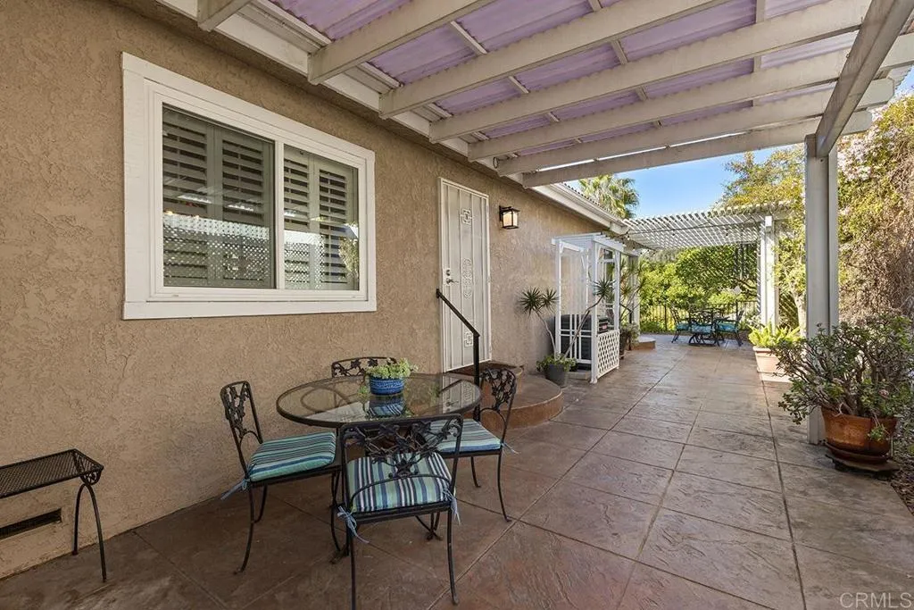 https://cdn.realtyfeed.com/cdn/127/306644274/d327c87e37e95dd08cd534fe7134cd3e.webp