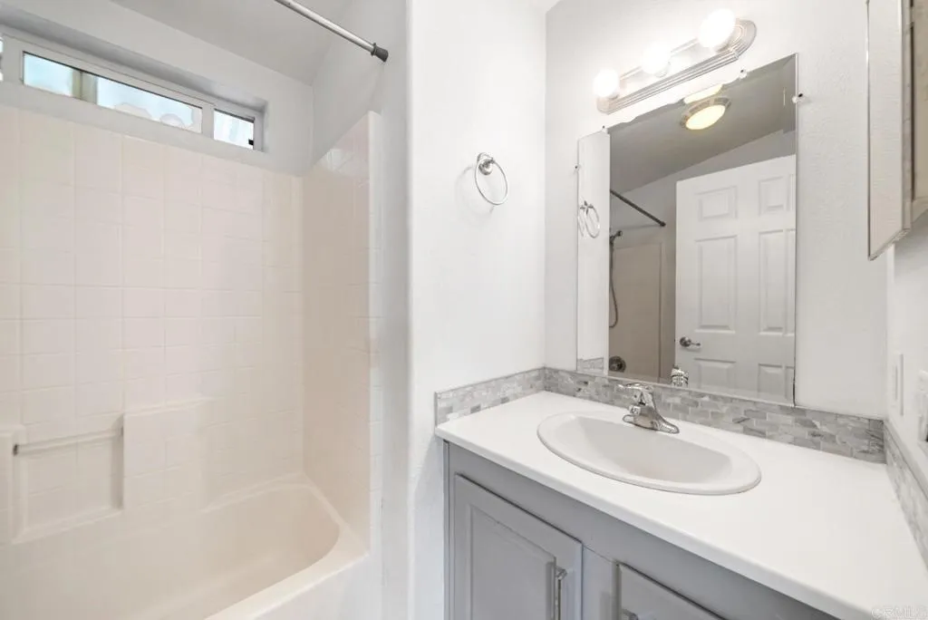 https://cdn.realtyfeed.com/cdn/127/306644328/9925b7d589e6717e365890fd57c4da40.webp