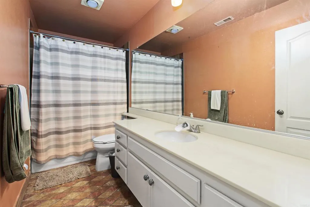 https://cdn.realtyfeed.com/cdn/127/306644351/f65617a16d7591f46caf9562c118829f.webp