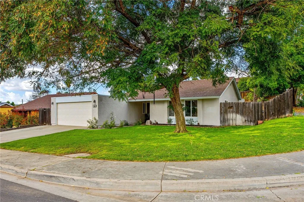 https://cdn.realtyfeed.com/cdn/127/306644388/e781d8611316cb5c09aa57a6d96009a6.webp