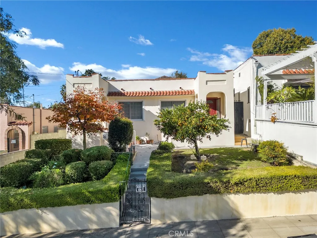 Los Angeles, CA 90026