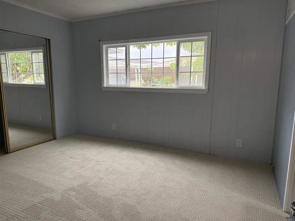 https://cdn.realtyfeed.com/cdn/127/306644414/8496b0a69de99b3058e53942ab79e6d7.webp