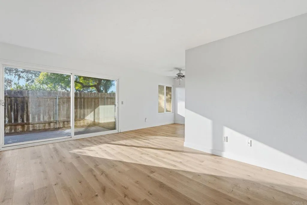 Photo #5: PTP2601208 Listing: Photo #5