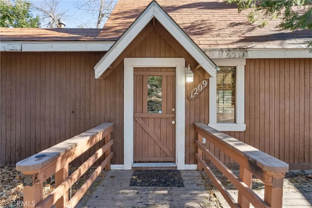 1209 Bridal Path, Rimforest, CA 92378 - Photo 2 of 28, Rimforest, CA