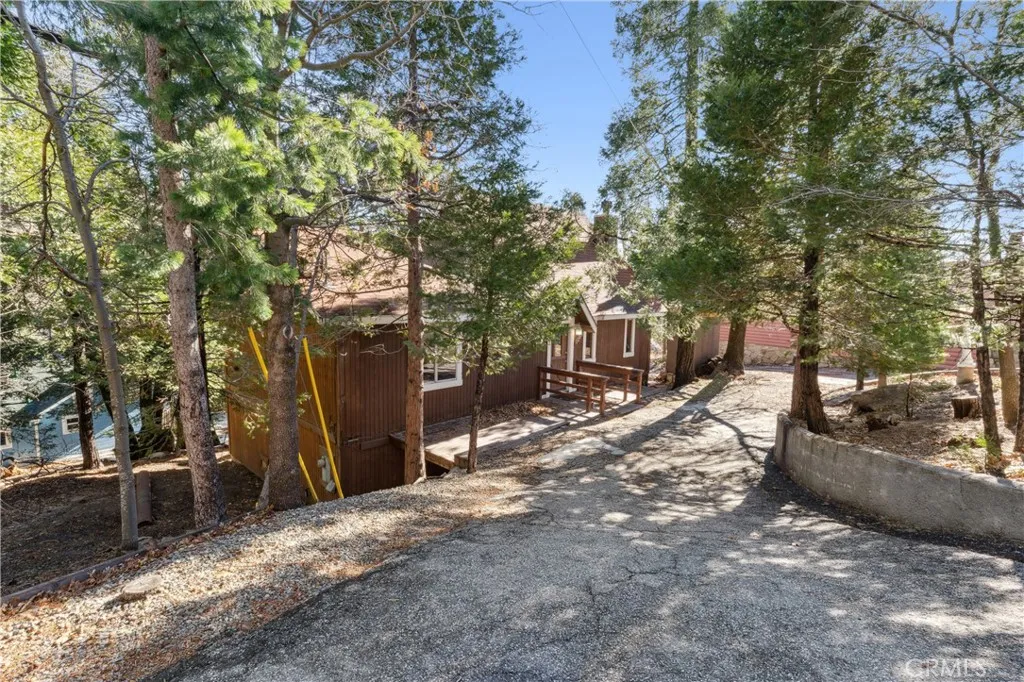 1209 Bridal Path, Rimforest, CA 92378 - Photo 3 of 28, Rimforest, CA