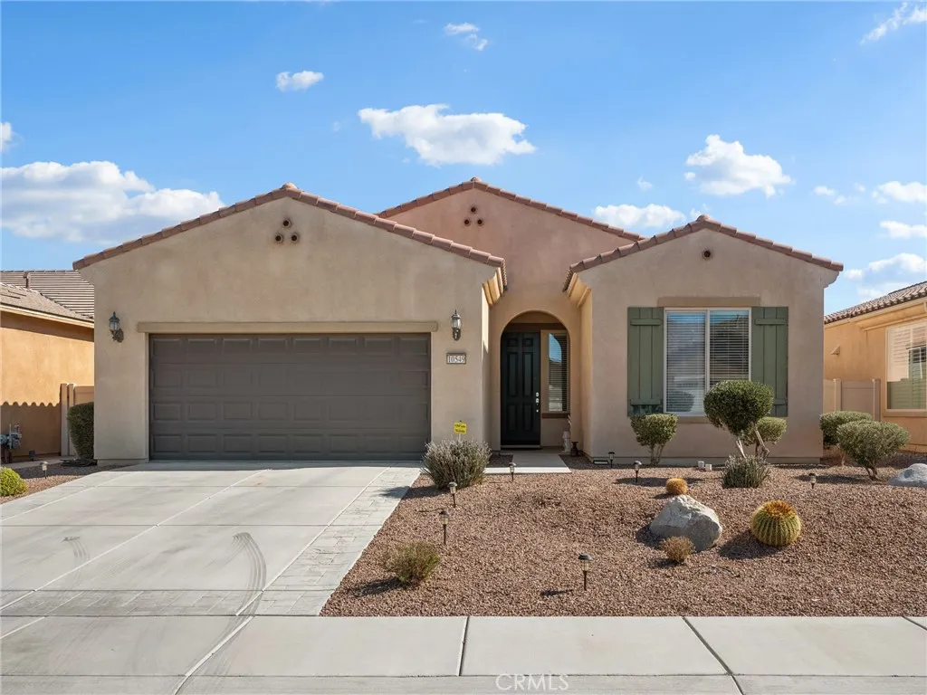 10549 Green Valley Road, Apple Valley, CA 92308 - Main photo, Apple Valley, CA