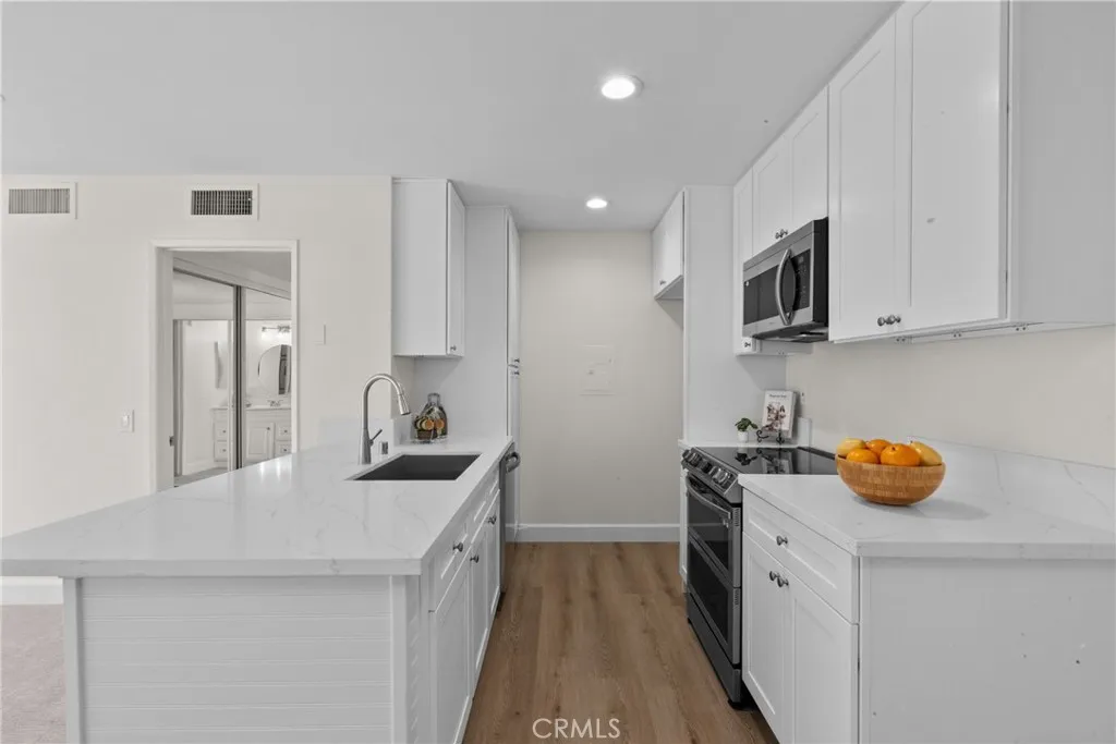 23515 Lyons Ave Unit 267, Valencia, CA 91355 - Photo 5 of 35, Valencia, CA