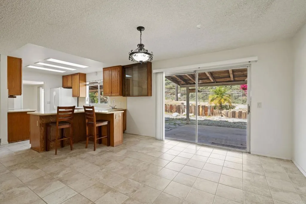 https://cdn.realtyfeed.com/cdn/127/306644576/4a2410e4dc532bf1a11e536989b251e9.webp