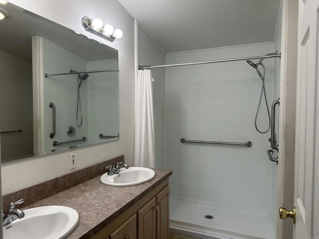 https://cdn.realtyfeed.com/cdn/127/306644599/0e26faa27c08a238fa9c824aee16fce5.webp