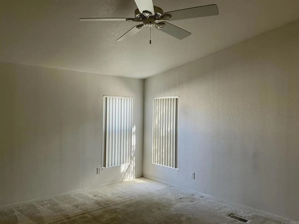 https://cdn.realtyfeed.com/cdn/127/306644599/35f69f54a3261c34cf273e7718a90a1c.webp