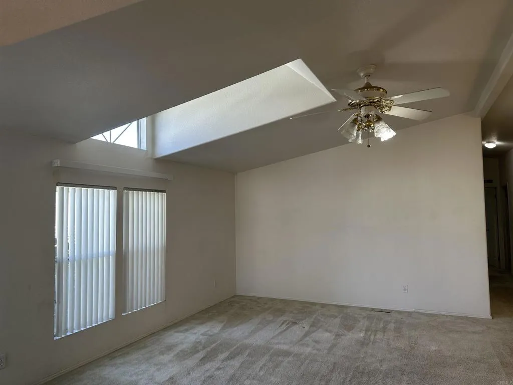 https://cdn.realtyfeed.com/cdn/127/306644599/3f04527f631b14310070b65a0316f93b.webp