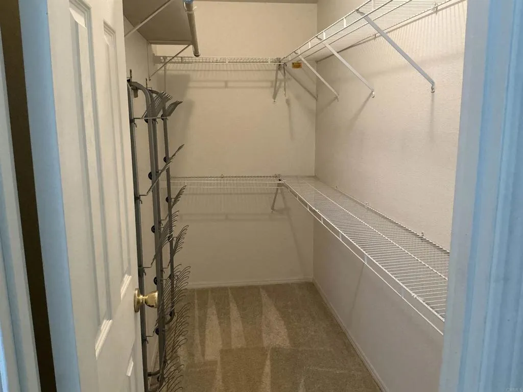 https://cdn.realtyfeed.com/cdn/127/306644599/f568063074085a2c51e8209888ad6638.webp