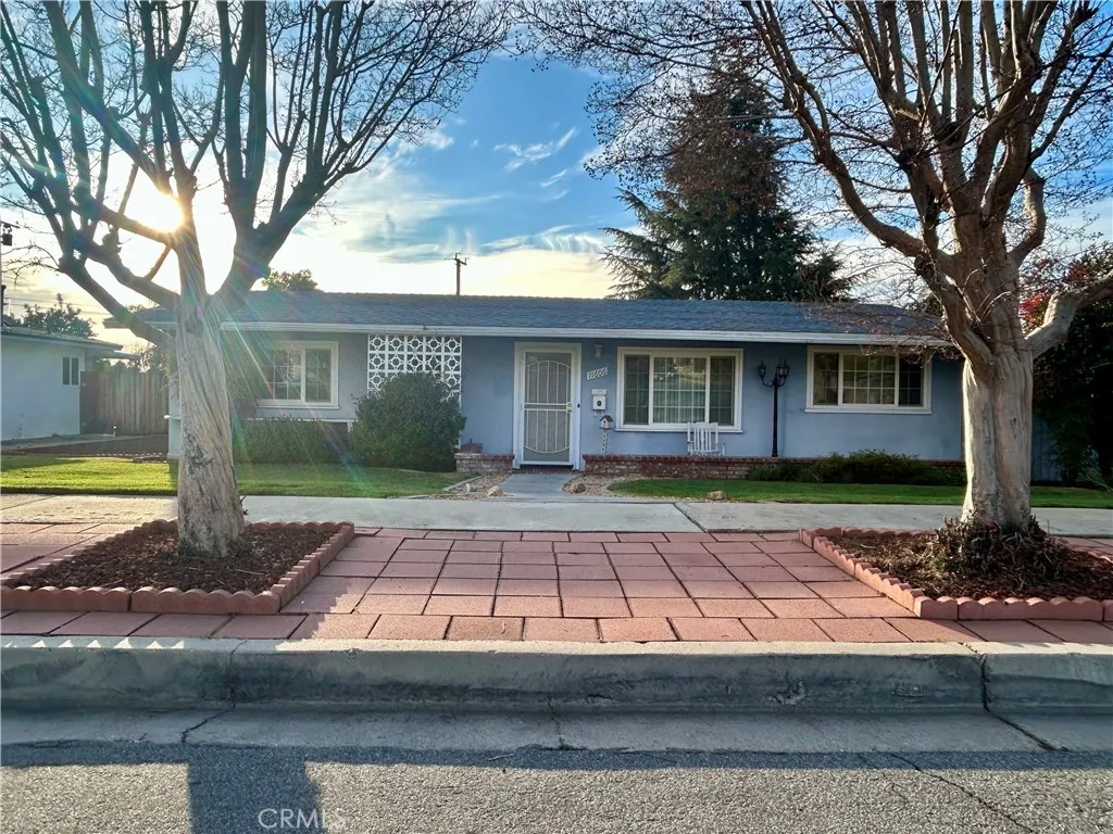 11606 Madison Street