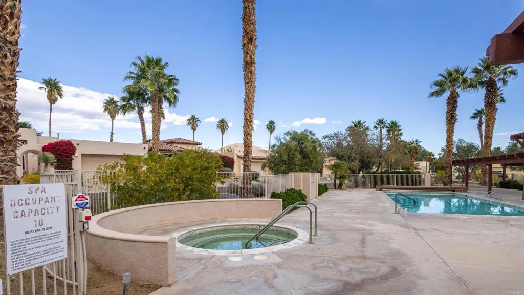 https://cdn.realtyfeed.com/cdn/127/306644700/0c05a33f7487f6c5b30f24b41225a0b4.webp