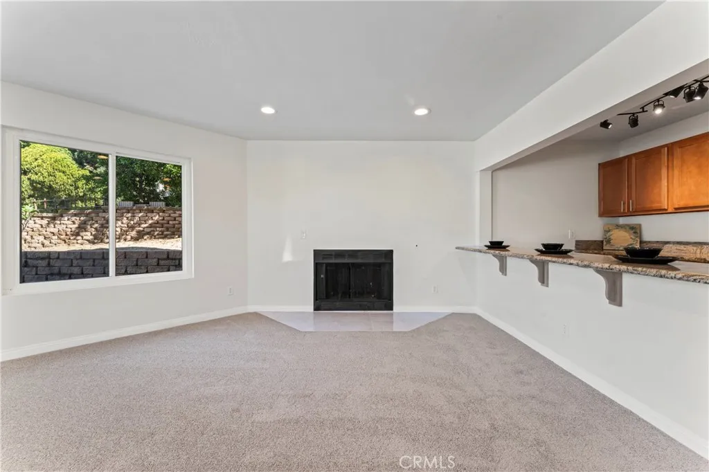 https://cdn.realtyfeed.com/cdn/127/306644720/23d6aa6f3252b3ea045917a4024e82a8.webp