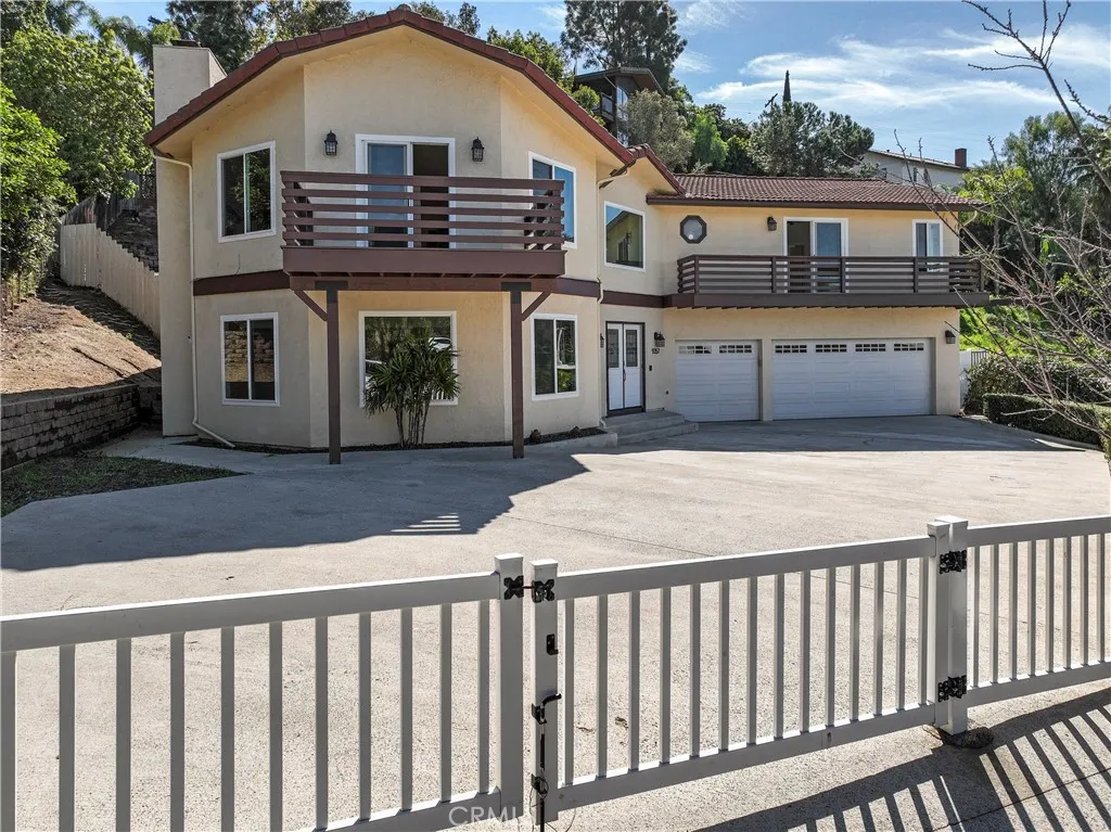 https://cdn.realtyfeed.com/cdn/127/306644720/6a34129d9a6590d7bdc401aba0a1c030.webp