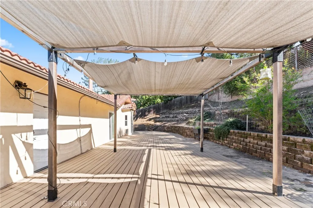 https://cdn.realtyfeed.com/cdn/127/306644720/887df48365e48dbdd5360c3371573d8e.webp