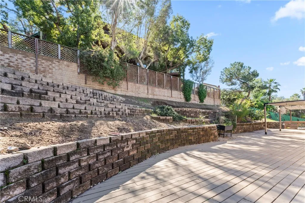 https://cdn.realtyfeed.com/cdn/127/306644720/a37c171392715bf5266160f036395cbc.webp