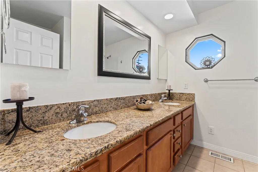 https://cdn.realtyfeed.com/cdn/127/306644720/ab21760758a9cc6c68f96b3d04161ec5.webp