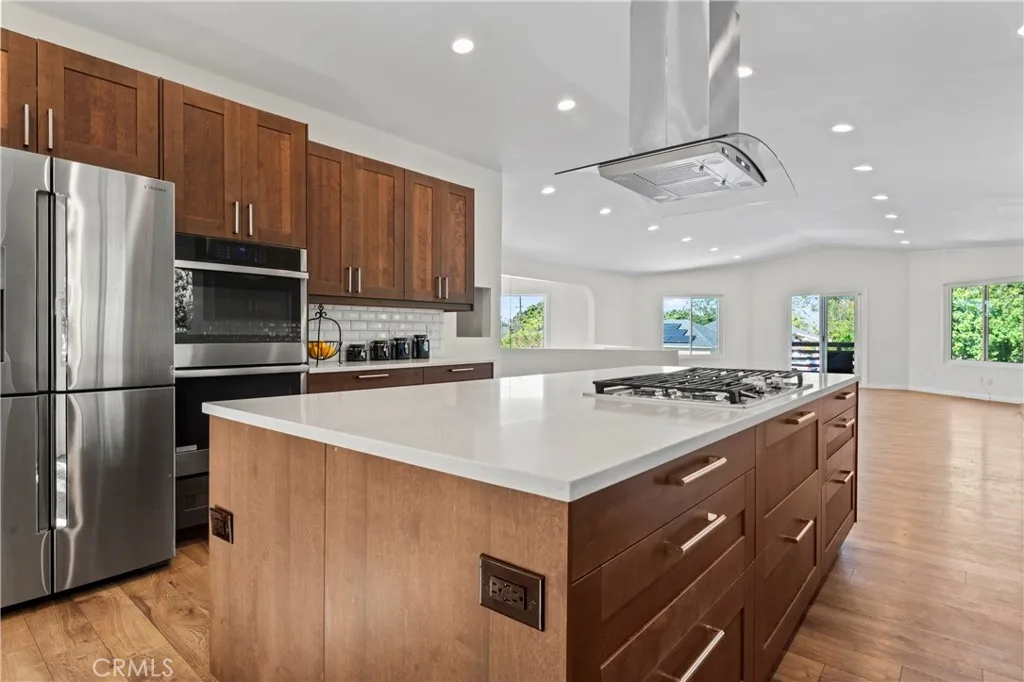 https://cdn.realtyfeed.com/cdn/127/306644720/ae64639f370901f976883ae8bd731e5e.webp