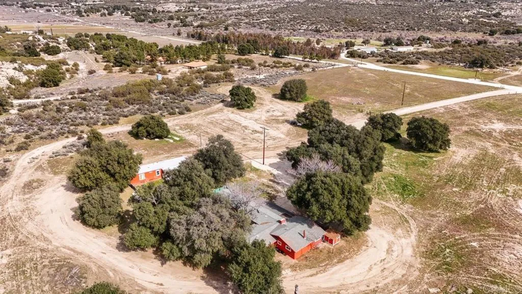 https://cdn.realtyfeed.com/cdn/127/306644770/6b4094f12906e50f6f9a9423604060e7.webp