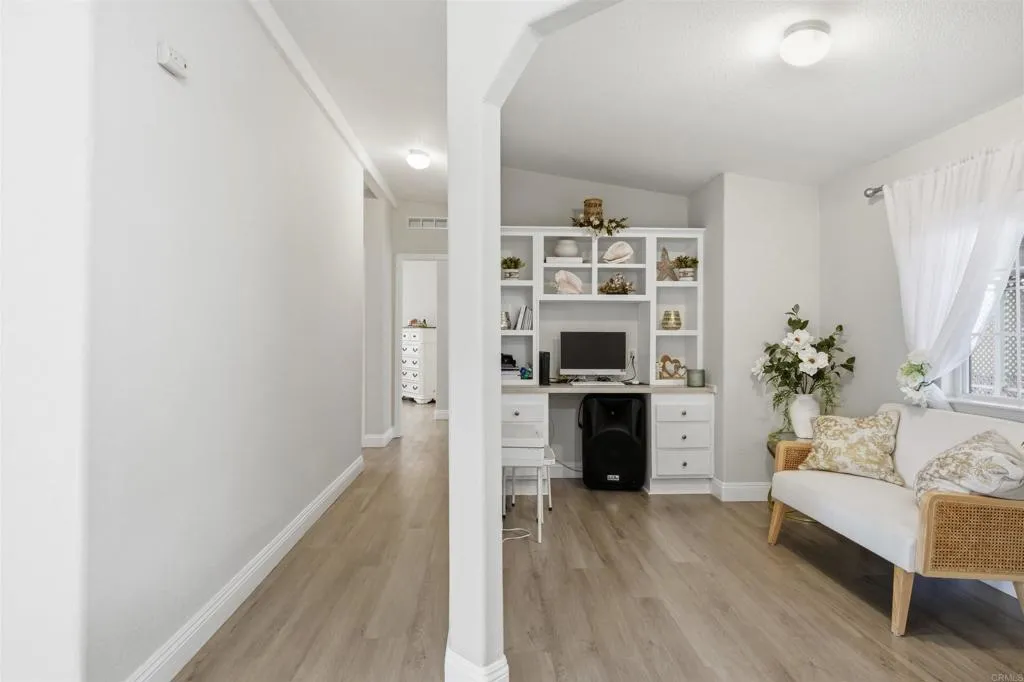 https://cdn.realtyfeed.com/cdn/127/306644785/62c42a9a9d734ab04e6522ad70fc27f6.webp