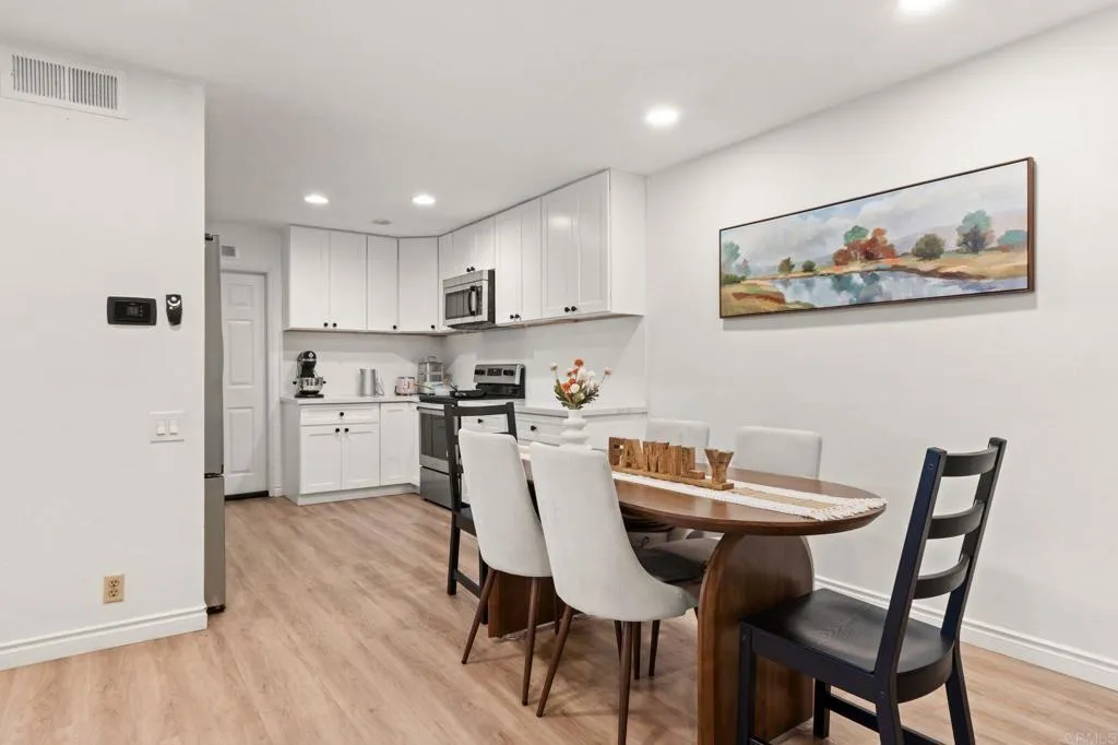 Photo #3: PTP2601223 Listing: Photo #3