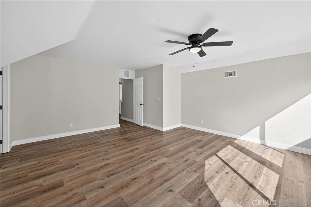 https://cdn.realtyfeed.com/cdn/127/306644815/72286598c1243ba95a11c348215f6e05.webp