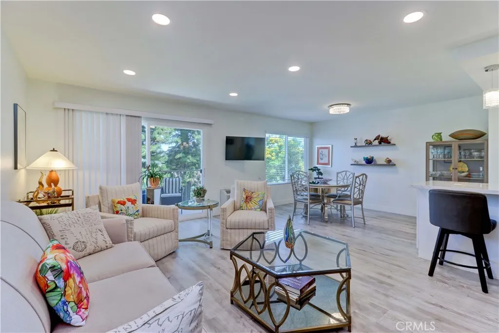 3365 Punta Alta Unit 2f, Laguna Woods, CA 92637 - Photo 5 of 36, Laguna Woods, CA