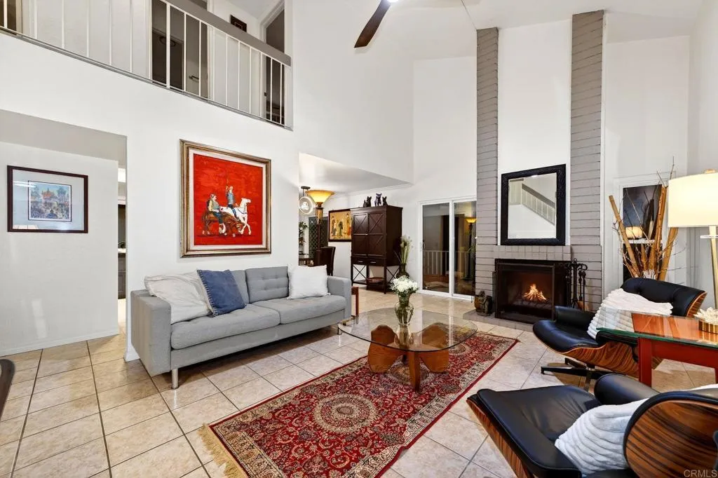 https://cdn.realtyfeed.com/cdn/127/306644884/a8fbfea0caf452b60311af1300330d13.webp