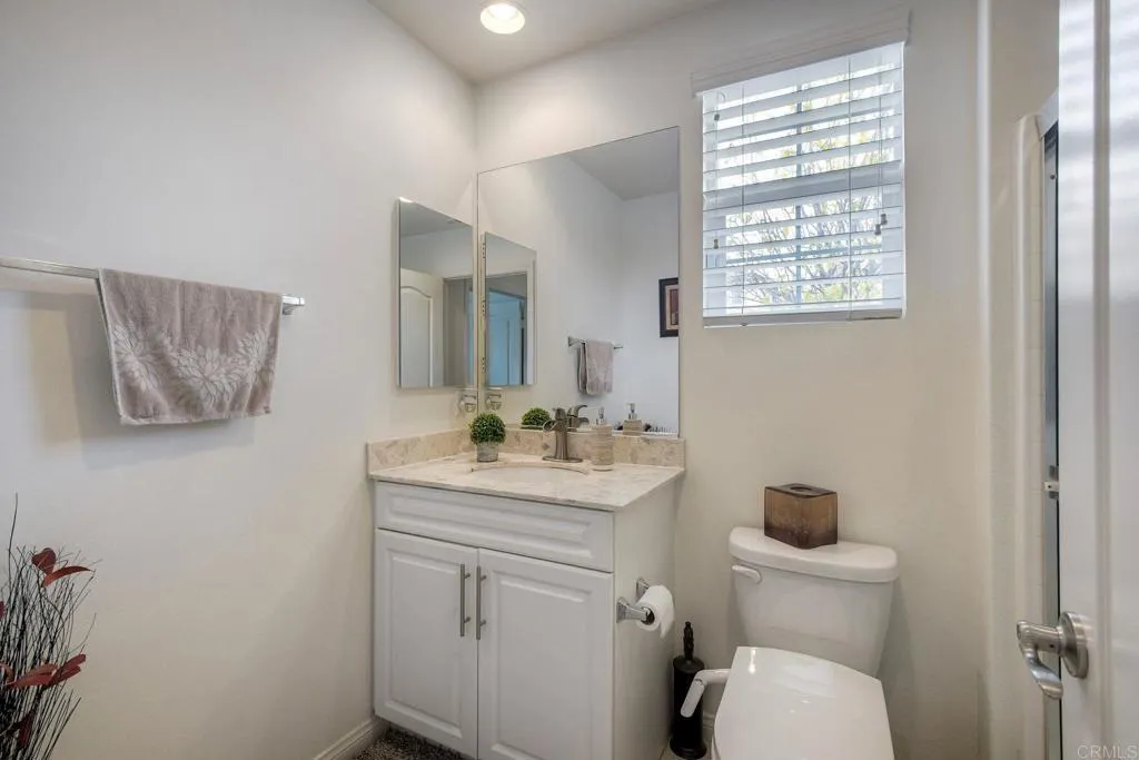 https://cdn.realtyfeed.com/cdn/127/306644890/05df07d4de93ff3d623cabb35b475cc3.webp