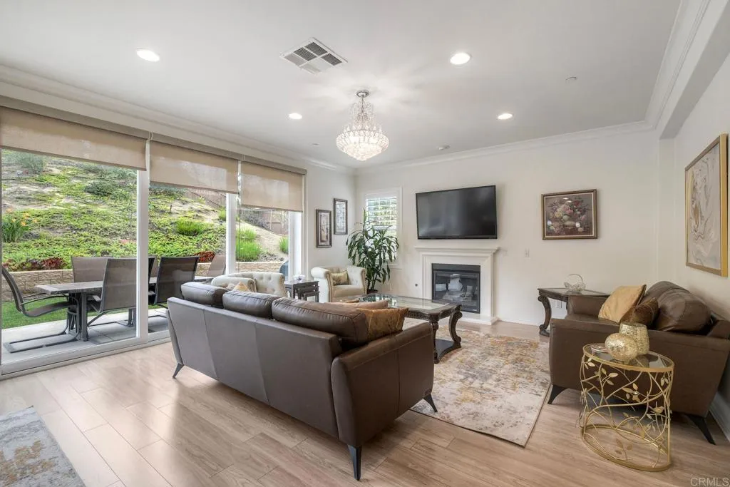 https://cdn.realtyfeed.com/cdn/127/306644890/205a3623dc5b93a95921ac2e1ef159b7.webp
