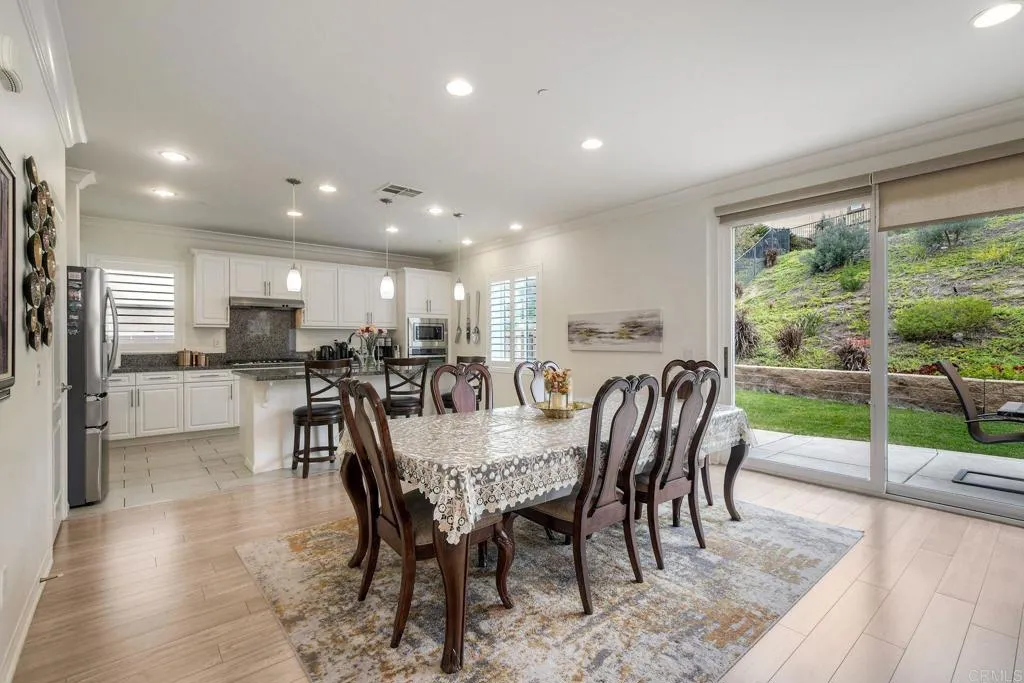 https://cdn.realtyfeed.com/cdn/127/306644890/49d60c6fa65ce834842bf36f70524826.webp