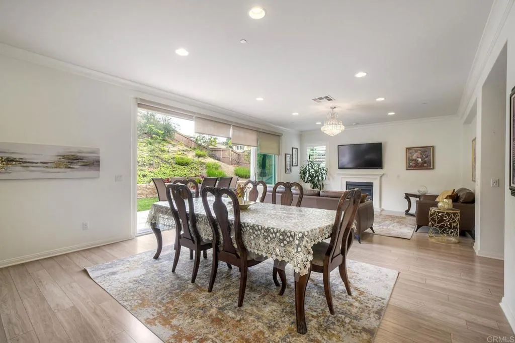 https://cdn.realtyfeed.com/cdn/127/306644890/91020b5eccd3567cda2de25561106b52.webp