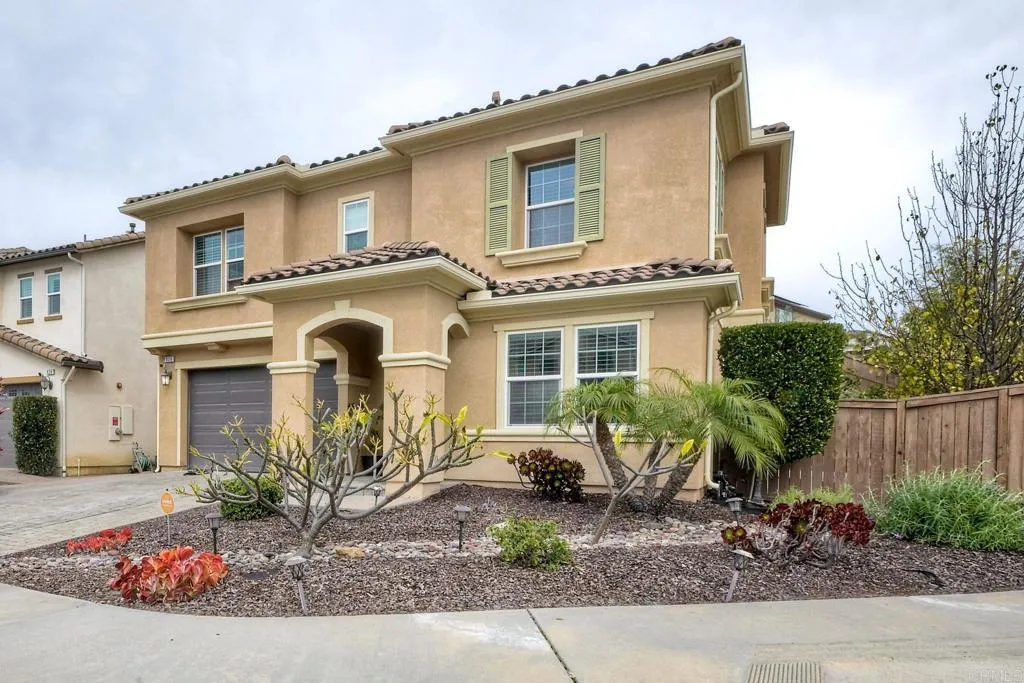 https://cdn.realtyfeed.com/cdn/127/306644890/a886eb2d07e6cf3c4d8d724238e73bb4.webp