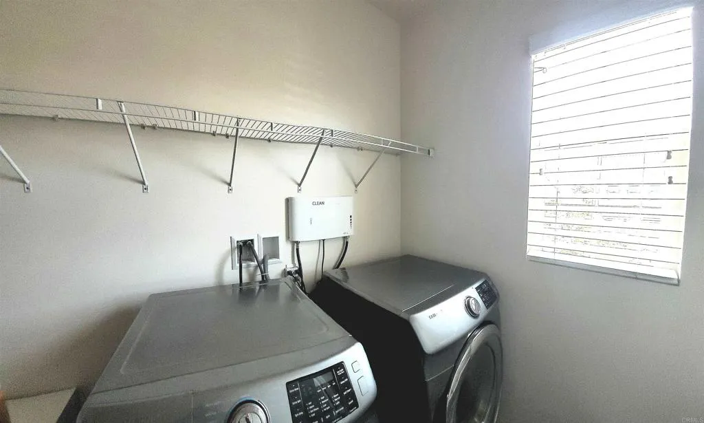 https://cdn.realtyfeed.com/cdn/127/306644890/ba7ee8cc7ea351d3eb05bdcd4d4757e7.webp