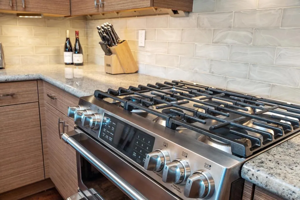 Photo #17: NDP2601491 Listing: Photo #17