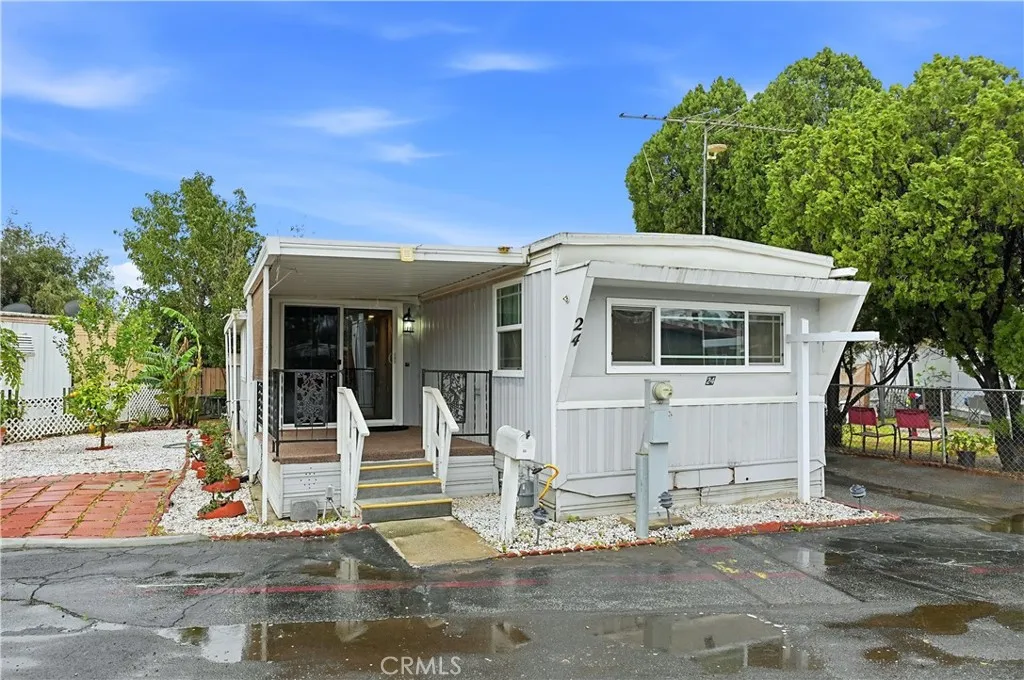 Fontana, CA 92335