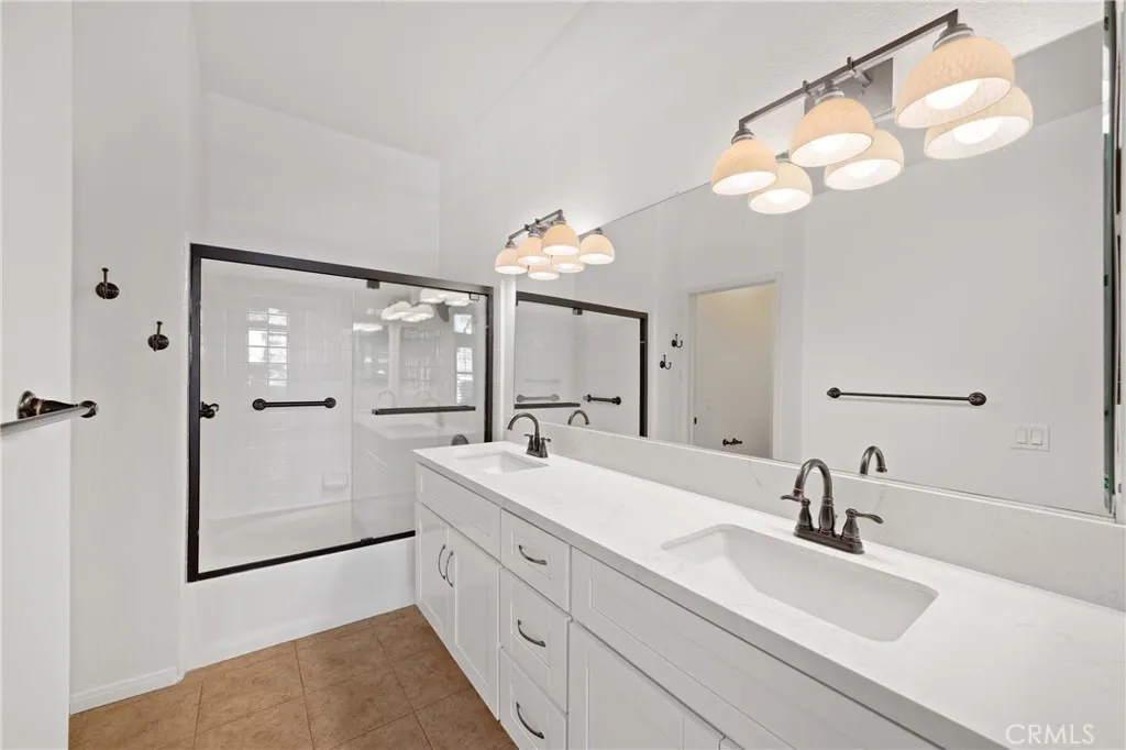 https://cdn.realtyfeed.com/cdn/127/306644960/ec75884f475327bde146fe3c3e3dec81.webp