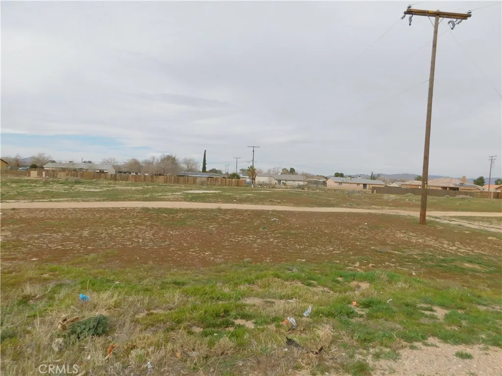 0 Bear Valley, Apple Valley, CA 92307 - Main photo, Apple Valley, CA