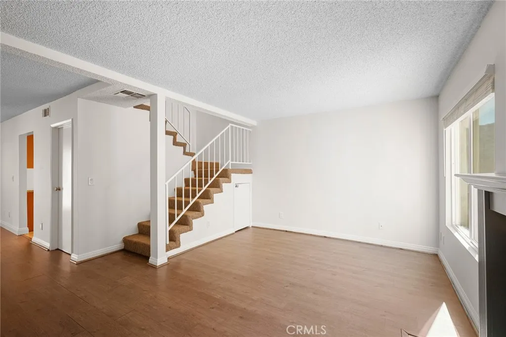 10260 Plainview Unit 42, Tujunga, CA 91042 - Photo 4 of 32, Tujunga, CA
