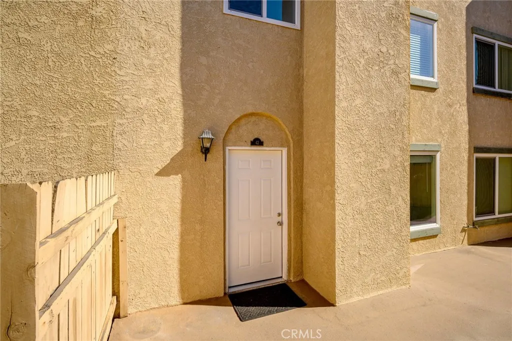 10260 Plainview Unit 42, Tujunga, CA 91042 - Photo 2 of 32, Tujunga, CA