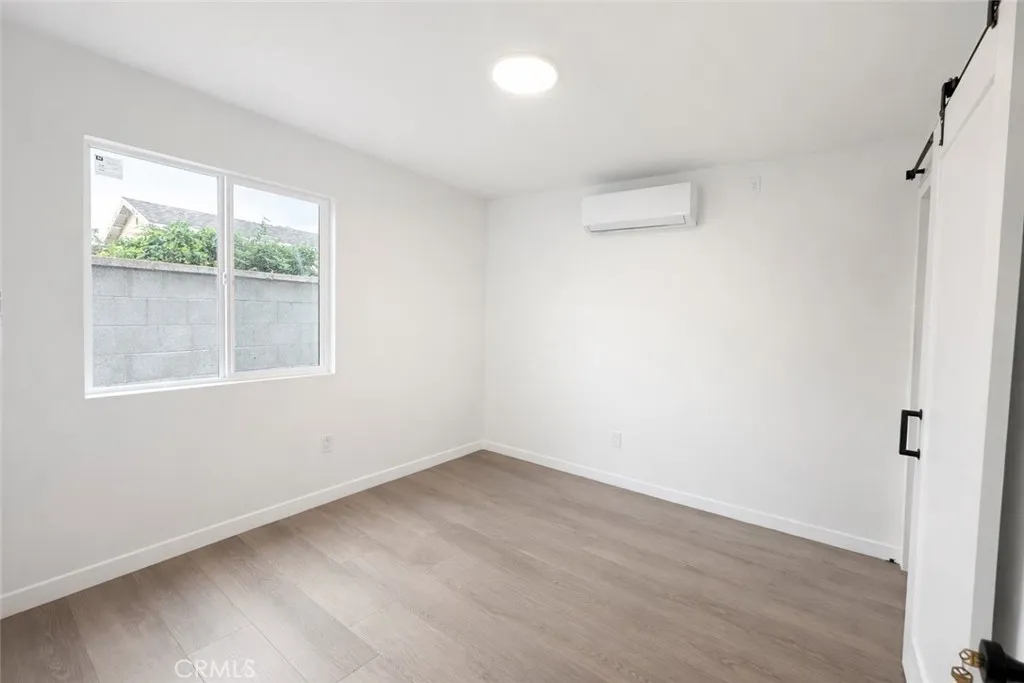 6907 Noble, Van Nuys, CA, 91405