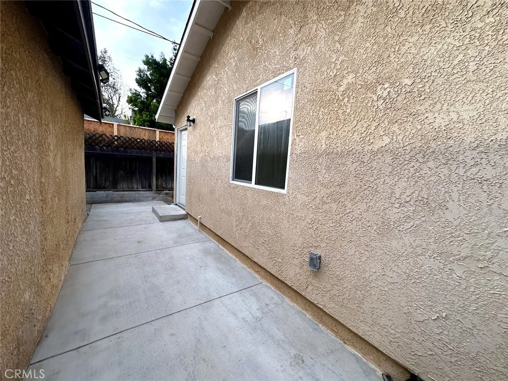6907 Noble, Van Nuys, CA, 91405