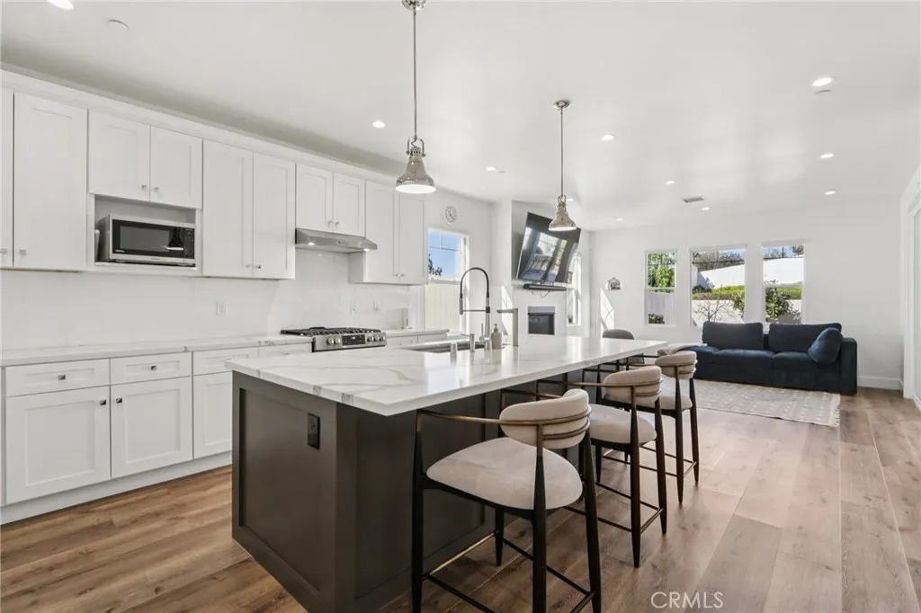 237 Houston Drive, Thousand Oaks, CA 91360 - Photo 4 of 24, Thousand Oaks, CA