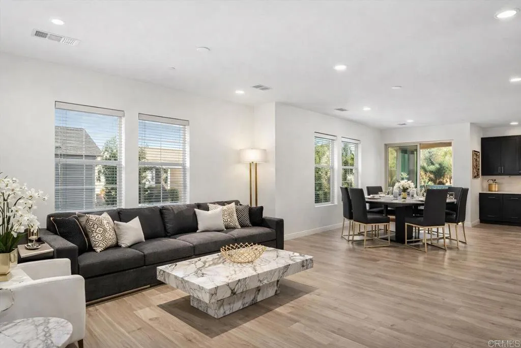 Photo #1: PTP2601235 Listing: Photo #1