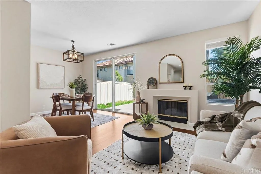 https://cdn.realtyfeed.com/cdn/127/306645195/3c5eee824bb4b289020905e472416ee3.webp